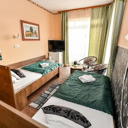 Laguna Panzio Guest house Szantod