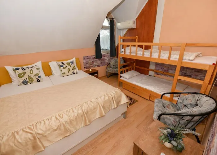 بيت ضيافة Laguna Panzio 4*